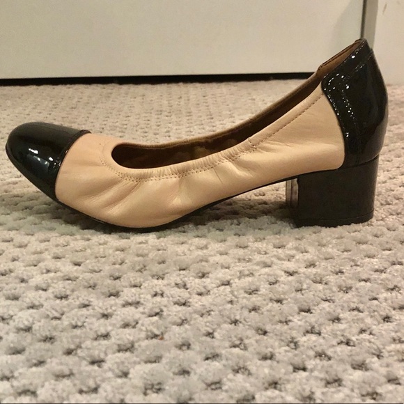 clarks school shoes with toy in heel